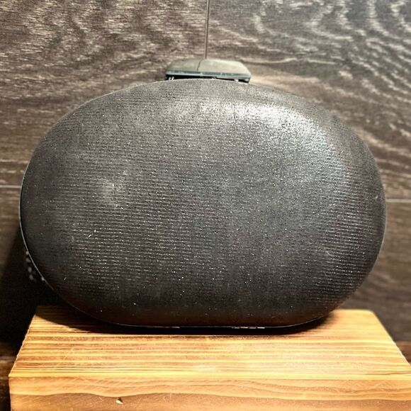 Olga Berg Bria Crystal Fringe Clutch in Black. Gorgeous! New with tags. - Picture 6 of 11